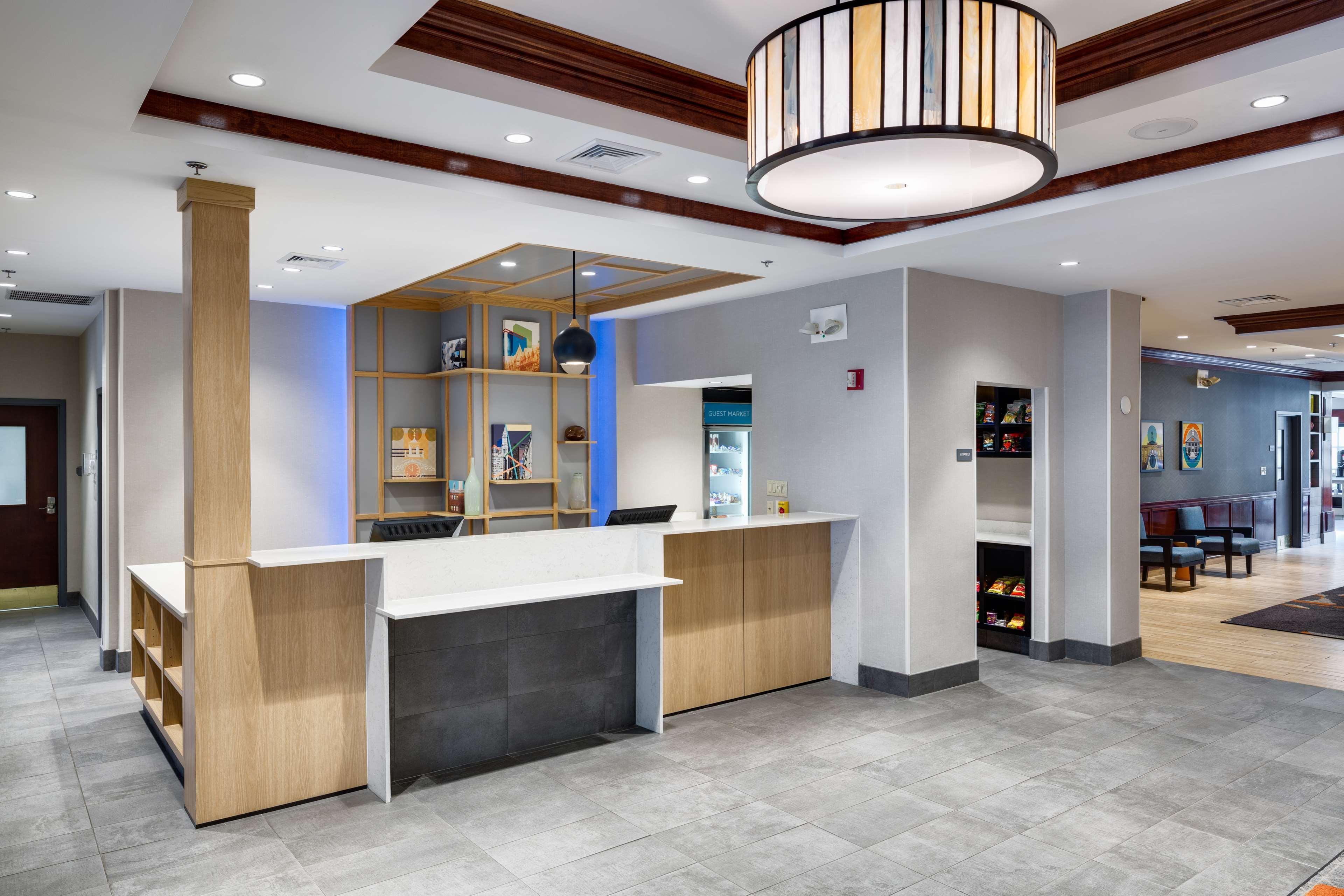 Hyatt House Boston Hotel 3*